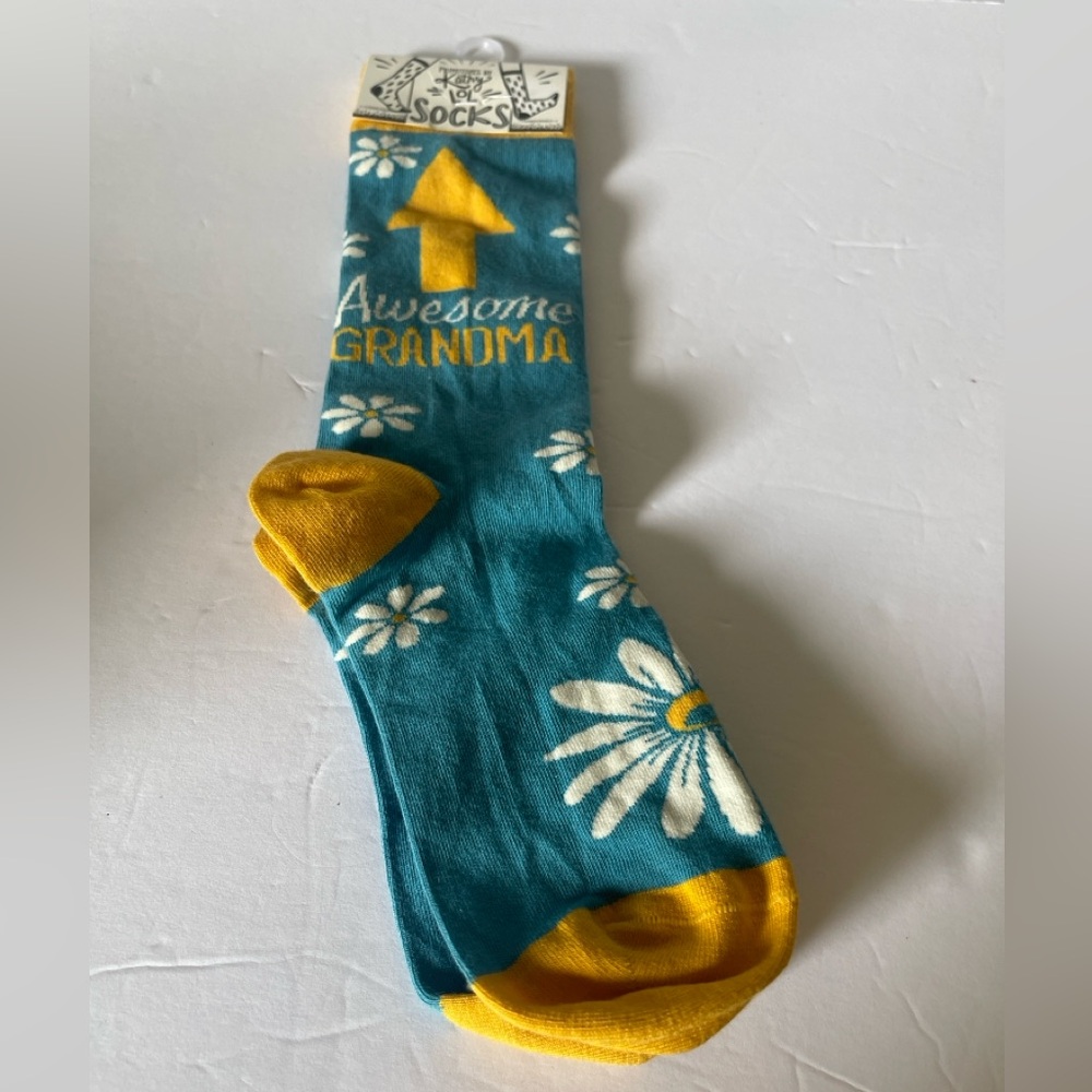 Primitive by Kathy  awesome Grandma socks